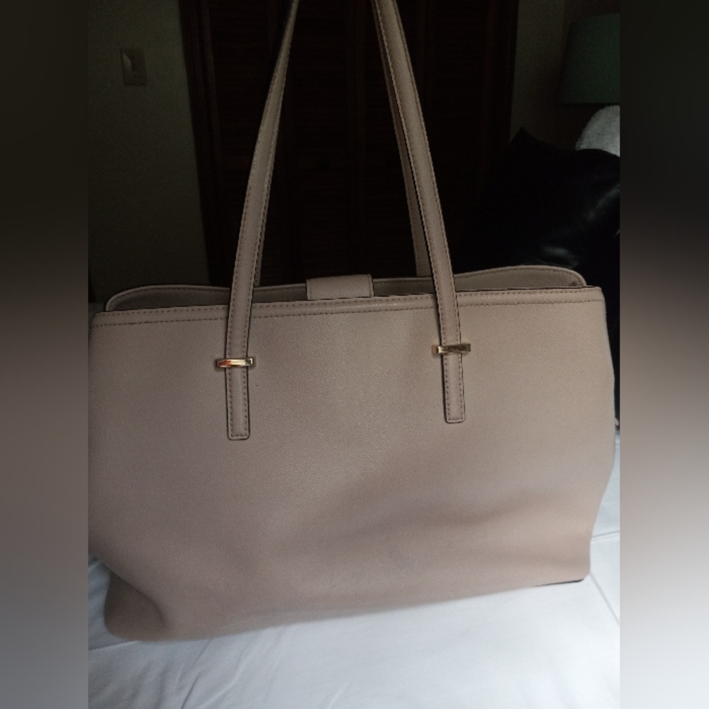 Kate Spade Handbag - Picture 6 of 11